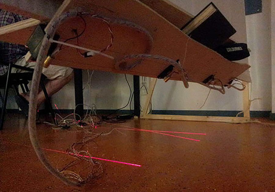 Flow laser prototype